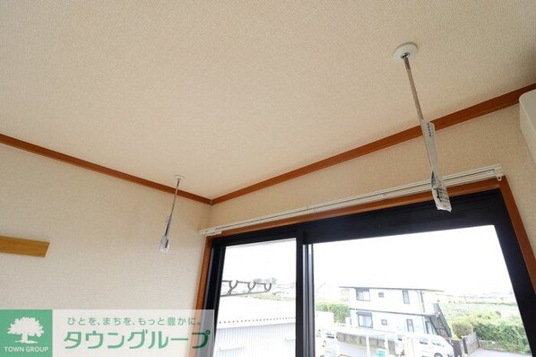 エバーグリーンAの物件内観写真